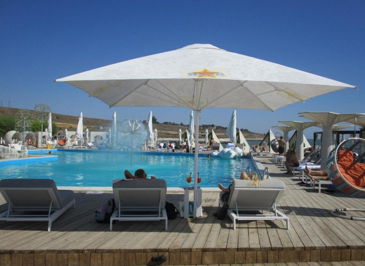 Luxury Apartments Park Fontanov Fontanka Bagian luar foto